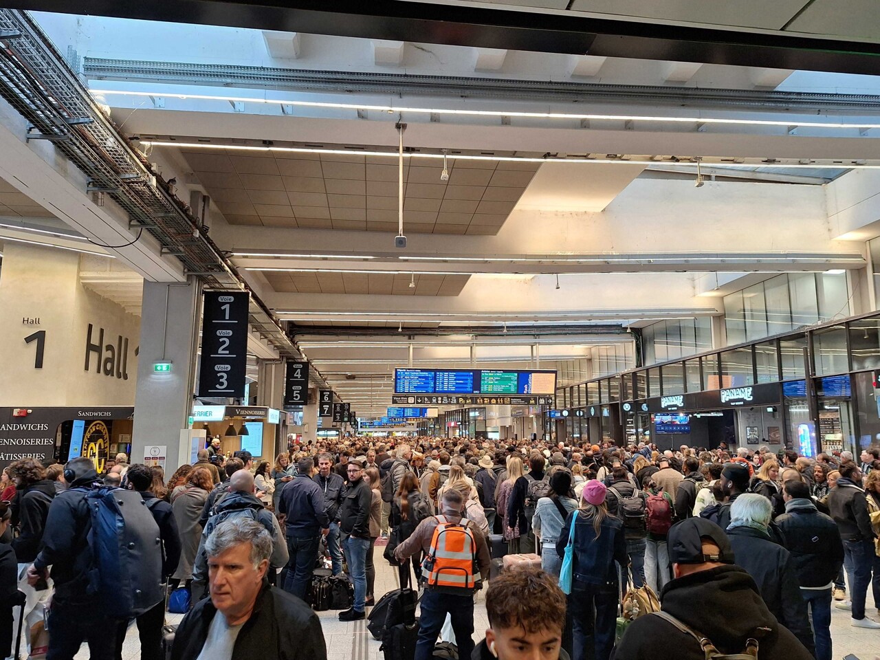 importants retards sur les TGV entre la gare Montparnasse et l'ouest de la France