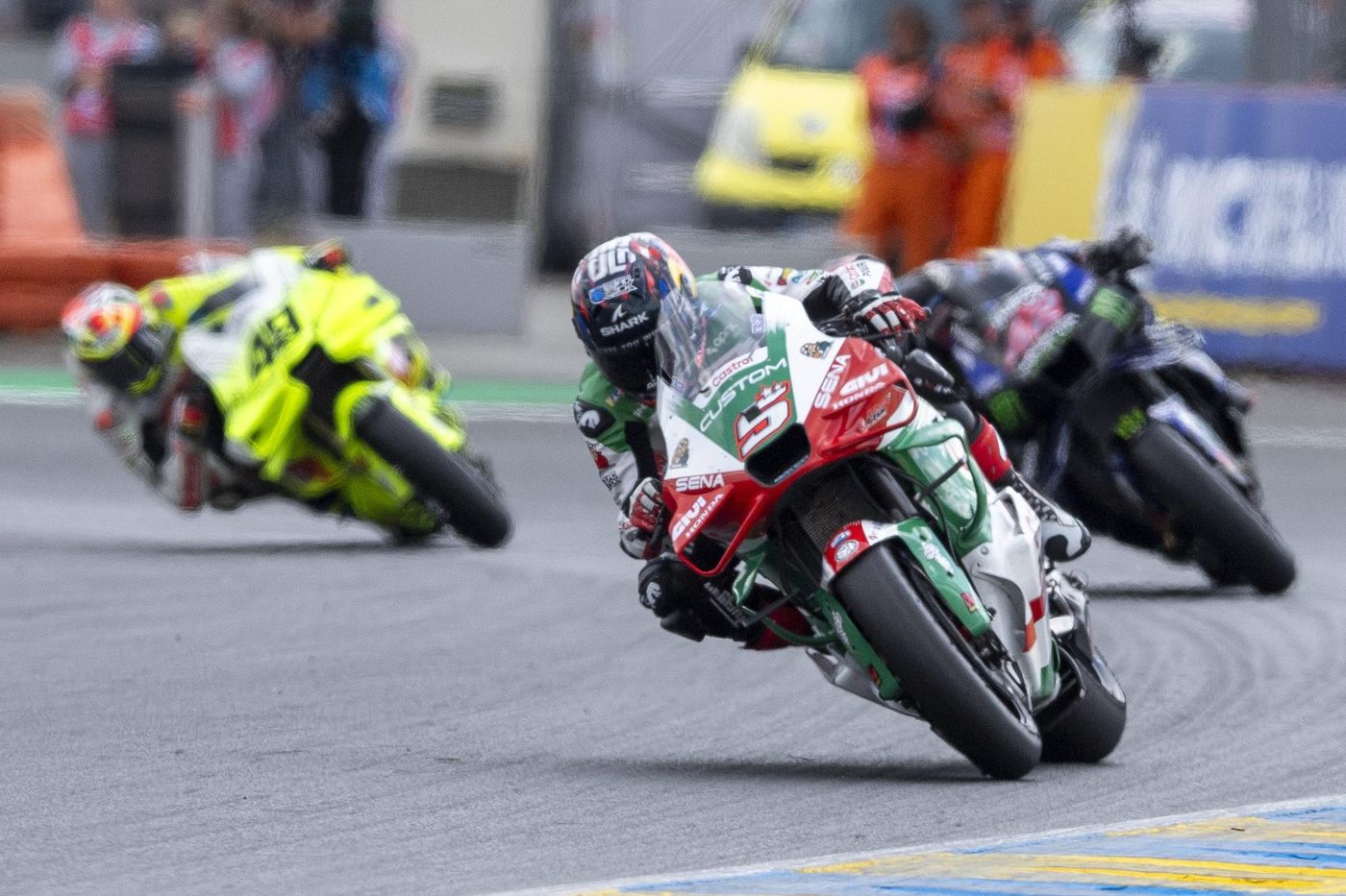 le Français Johann Zarco remporte le Grand Prix de France