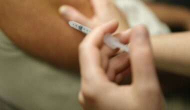 Le Covid ne circule pas assez pour avancer la vaccination, jugent les autorités sanitaires : Actualités