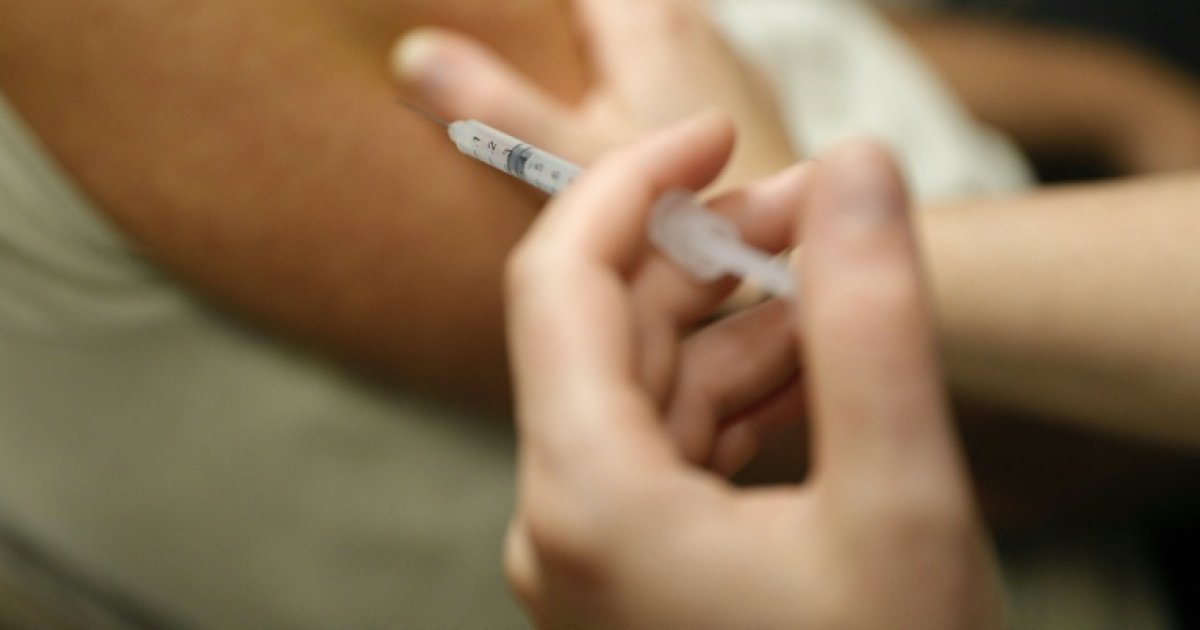 Le Covid ne circule pas assez pour avancer la vaccination, jugent les autorités sanitaires : Actualités