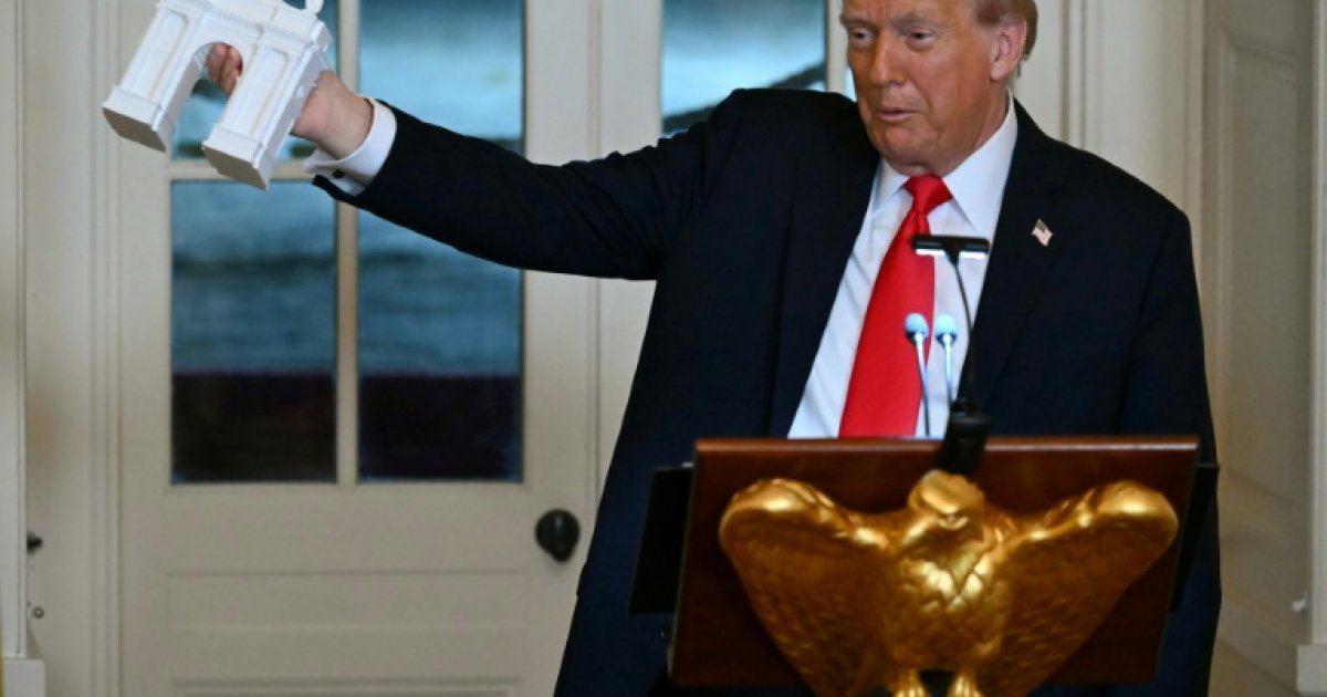 Donald Trump organise un dîner pour les riches donateurs de sa salle de bal : Actualités