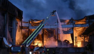 L'Ukraine appelle ses partenaires à protéger son ciel après des frappes russes qui ont fait quatre morts : Actualités