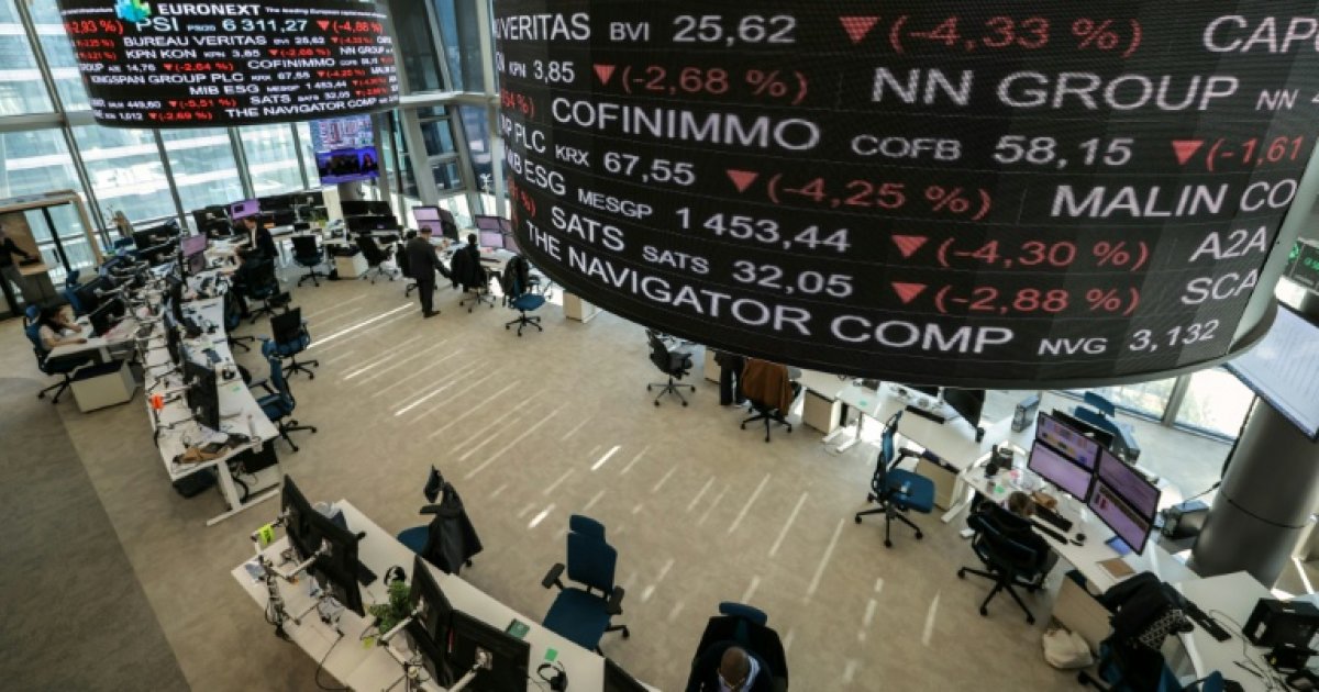 La Bourse de Paris évolue proche de son record : Actualités
