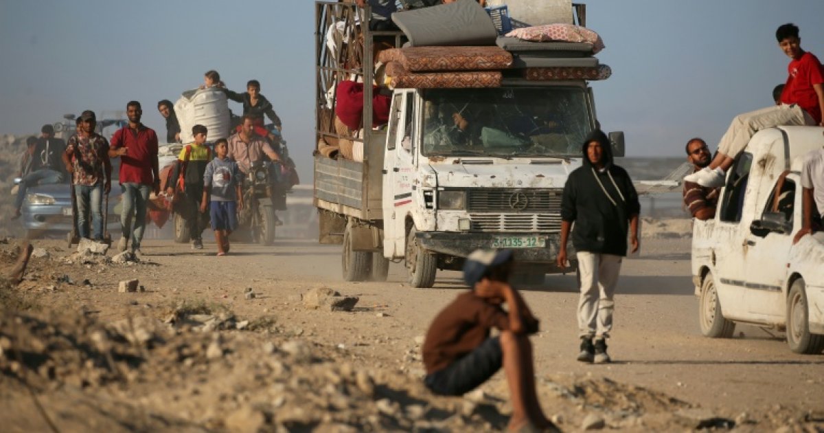 Retour dans les ruines à Gaza, le Hamas prêt à commencer à libérer les otages lundi : Actualités