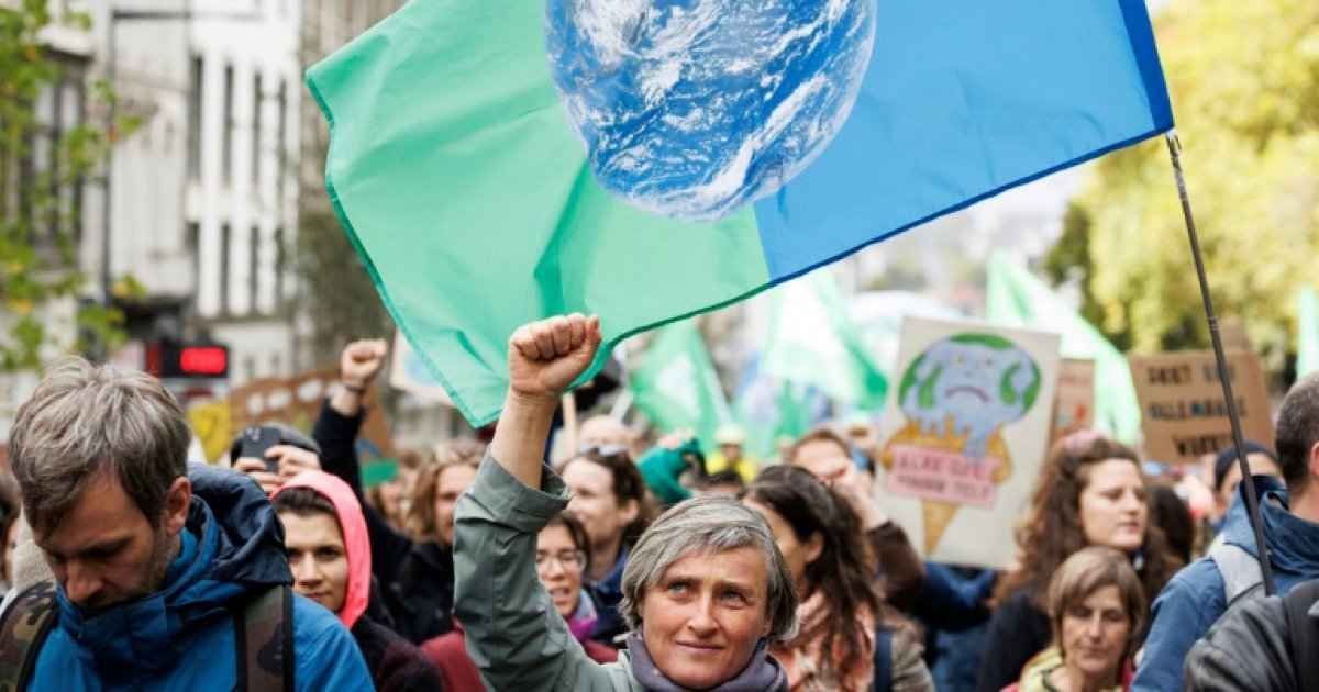 "L'inaction coûte des vies" : manifestation pour le climat à Bruxelles : Actualités