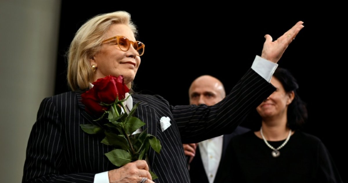 Sylvie Vartan en Bulgarie: "Je n’aime pas les départs" : Actualités