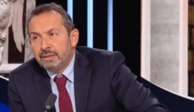 "C'est Lara Fabian, j'y crois encore" : le député RN Sébastien Chenu raille Olivier Faure : Actualités