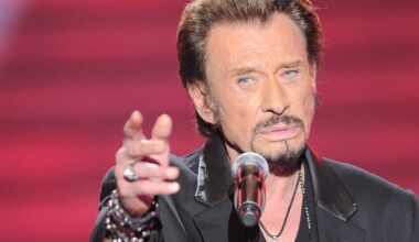 "Je m’éclate", Johnny Hallyday, ce célèbre chanteur avoue continuer de lui écrire des chansons malgré sa disparition
