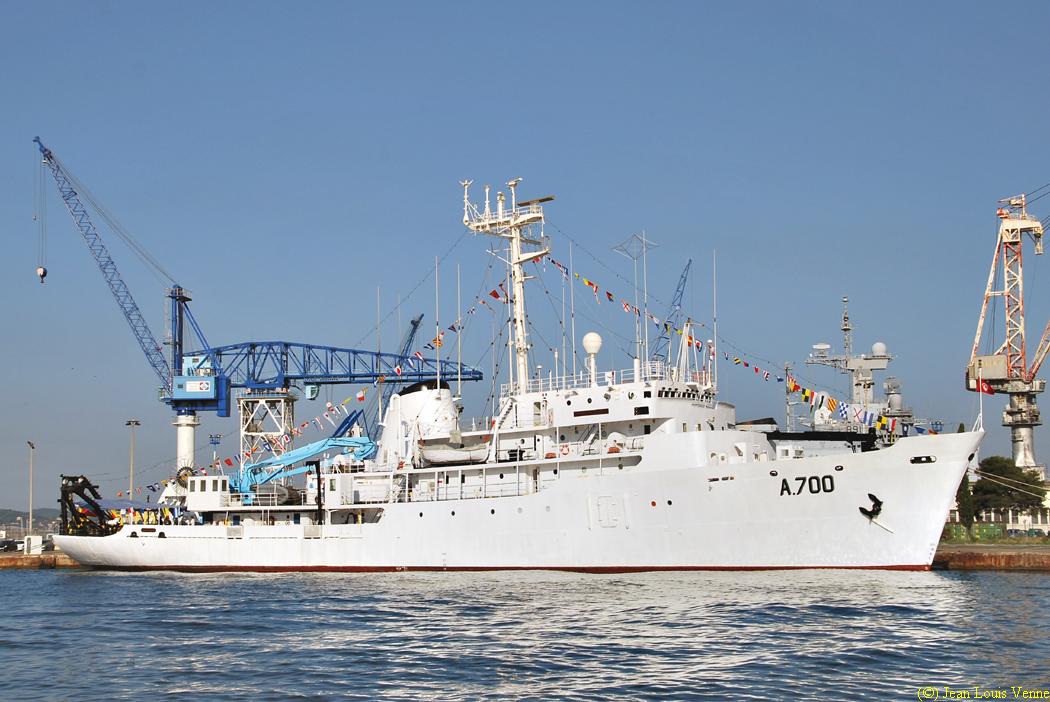 Le bâtiment hydrographique tunisien Khaireddine à Toulon