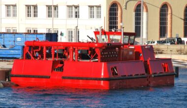 Une nouvelle barge d'intervention pour les marins-pompiers de Toulon