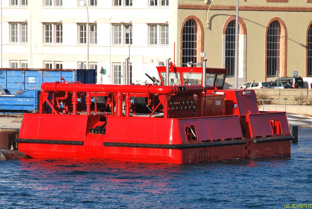 Une nouvelle barge d'intervention pour les marins-pompiers de Toulon