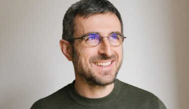 “Les Crédits” de Damien Peynaud, un premier roman séduisant sur notre rapport à l’argent