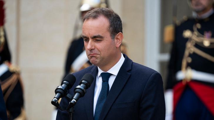 Sébastien Lecornu photographié à Matignon le jour de la passation de pouvoir (10 septembre). 