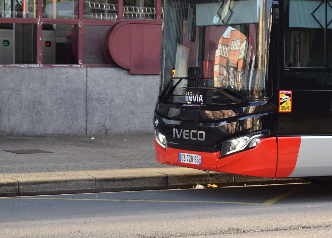 La rixe avec couteau entre beaux-frères, à la sortie du bus à Roubaix, finit devant le tribunal de Lille