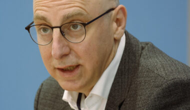 "La Russie n'hésitera pas" : les services secrets allemands alertent d'un danger de "conflit militaire direct" avec Moscou avant même 2029 - 13/10/2025 à 12:25