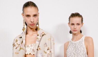 FASHION WEEK DE PARIS - Tableaux vivants, jupe corolle... Chez Giambattista Valli, la peinture inspire la mode