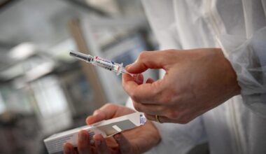 Au cœur du plus grand centre de fabrication de vaccin antigrippe du monde, à Val-de-Reuil