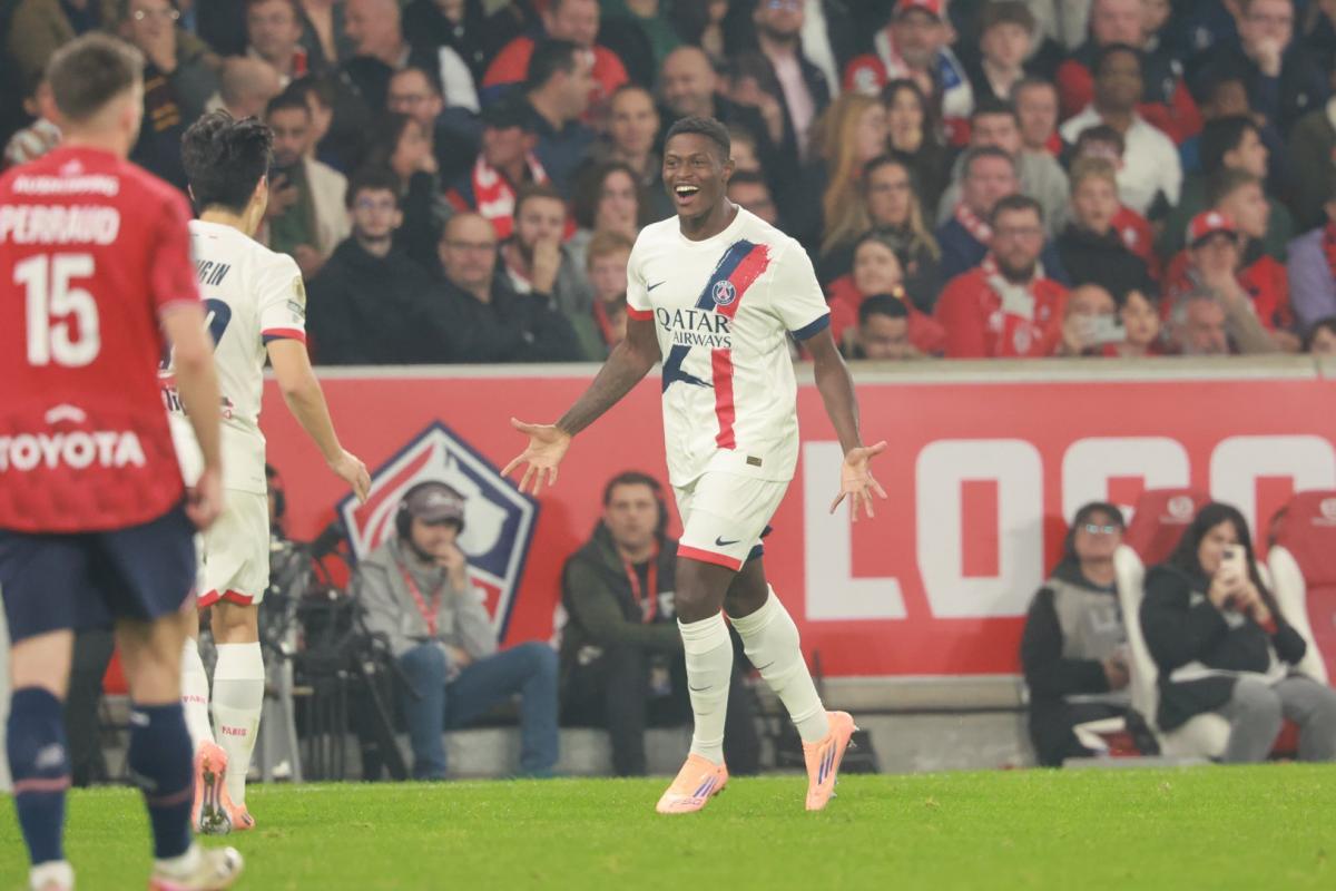 À Lille comme à Barcelone, Nuno Mendes toujours sur son nuage avec le PSG