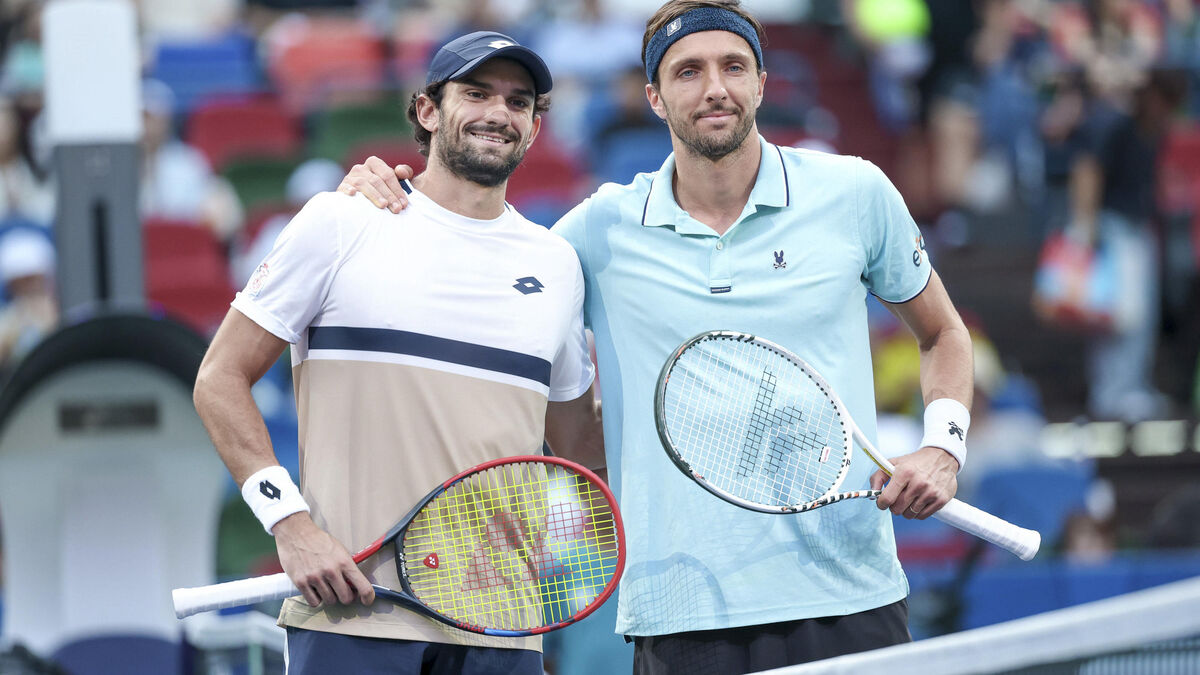 « Ici, c’est chacun dans sa bulle » : au Rolex Paris Masters, l’acte 2 de la cousinade Rinderknech-Vacherot
