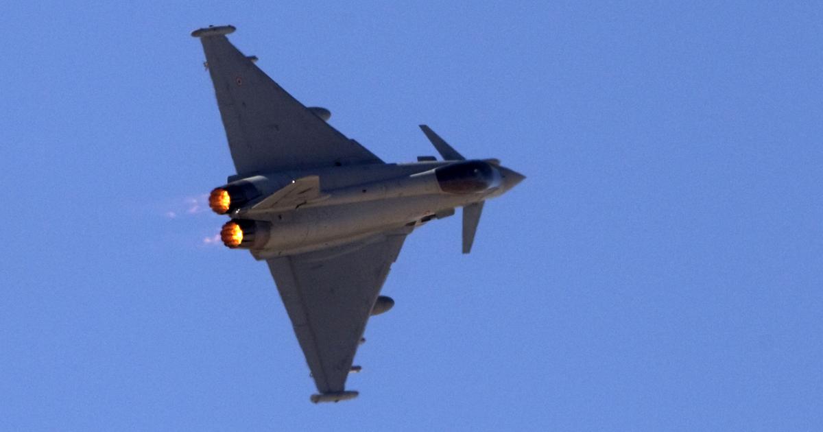 deux morts dans le crash d’un avion militaire