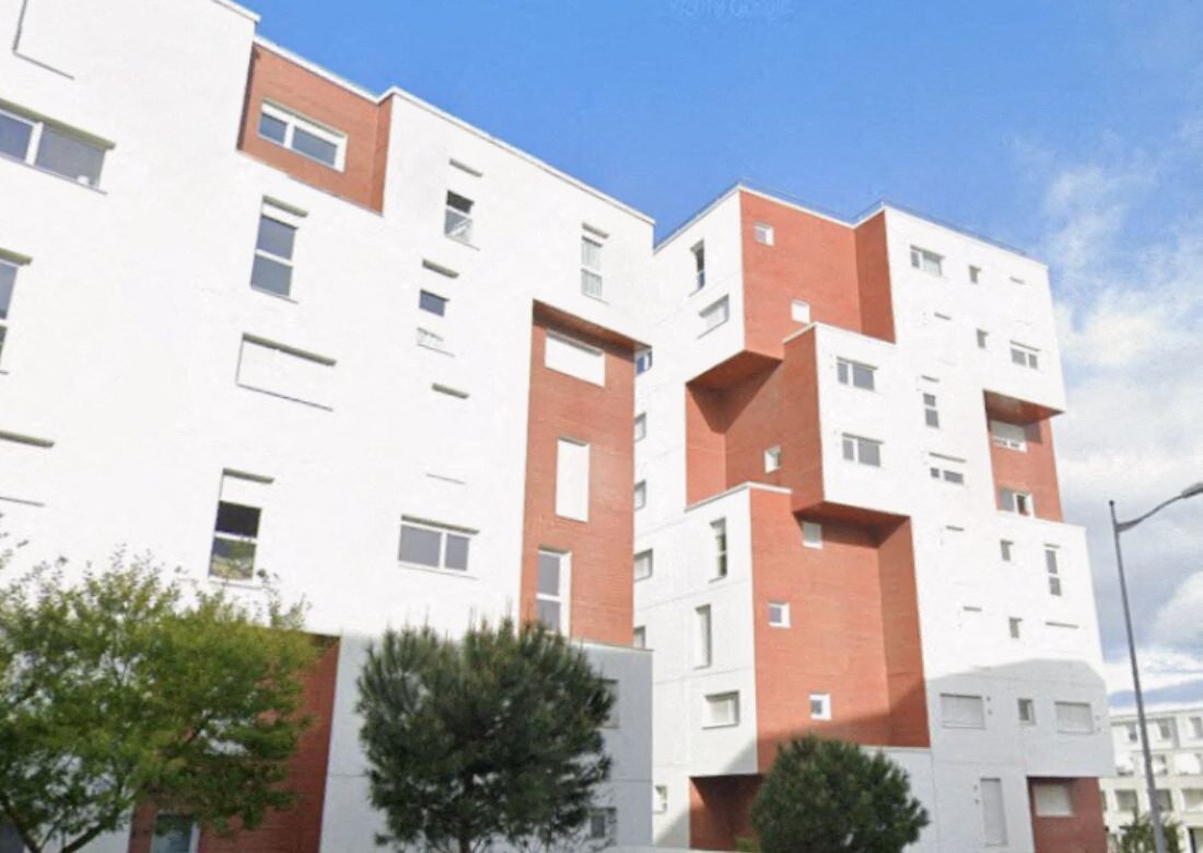 Incendie dans une résidence de 120 logements près de Bordeaux : deux victimes évacuées
