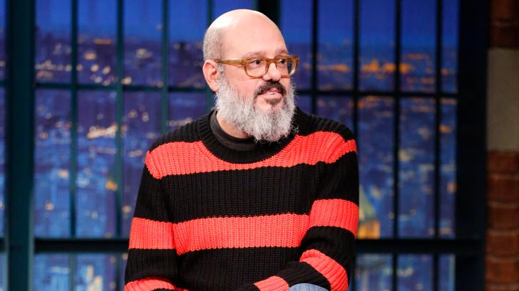 David Cross a pris la parole pour dénoncer les humoristes qui ont accepté de se produire en Arabie saoudite à un festival d’humour. 