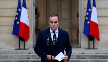 Emmanuel Macron prolonge finalement la «mission» de son «moine-soldat» Sébastien Lecornu