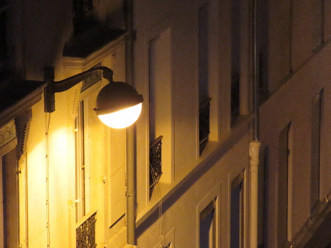 cette commune rallume l'éclairage public... mais pas tous les soirs