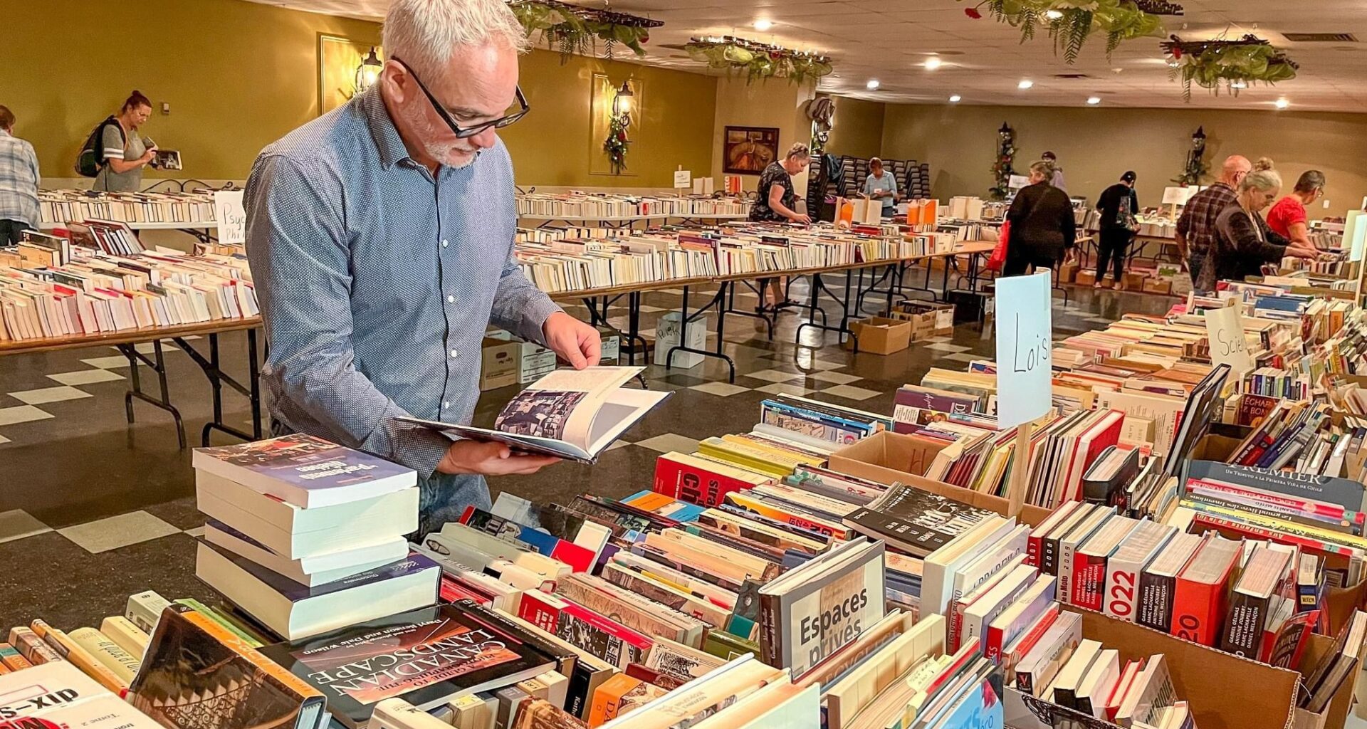 Un record pour la vente de livres de la Fondation HTAPQ