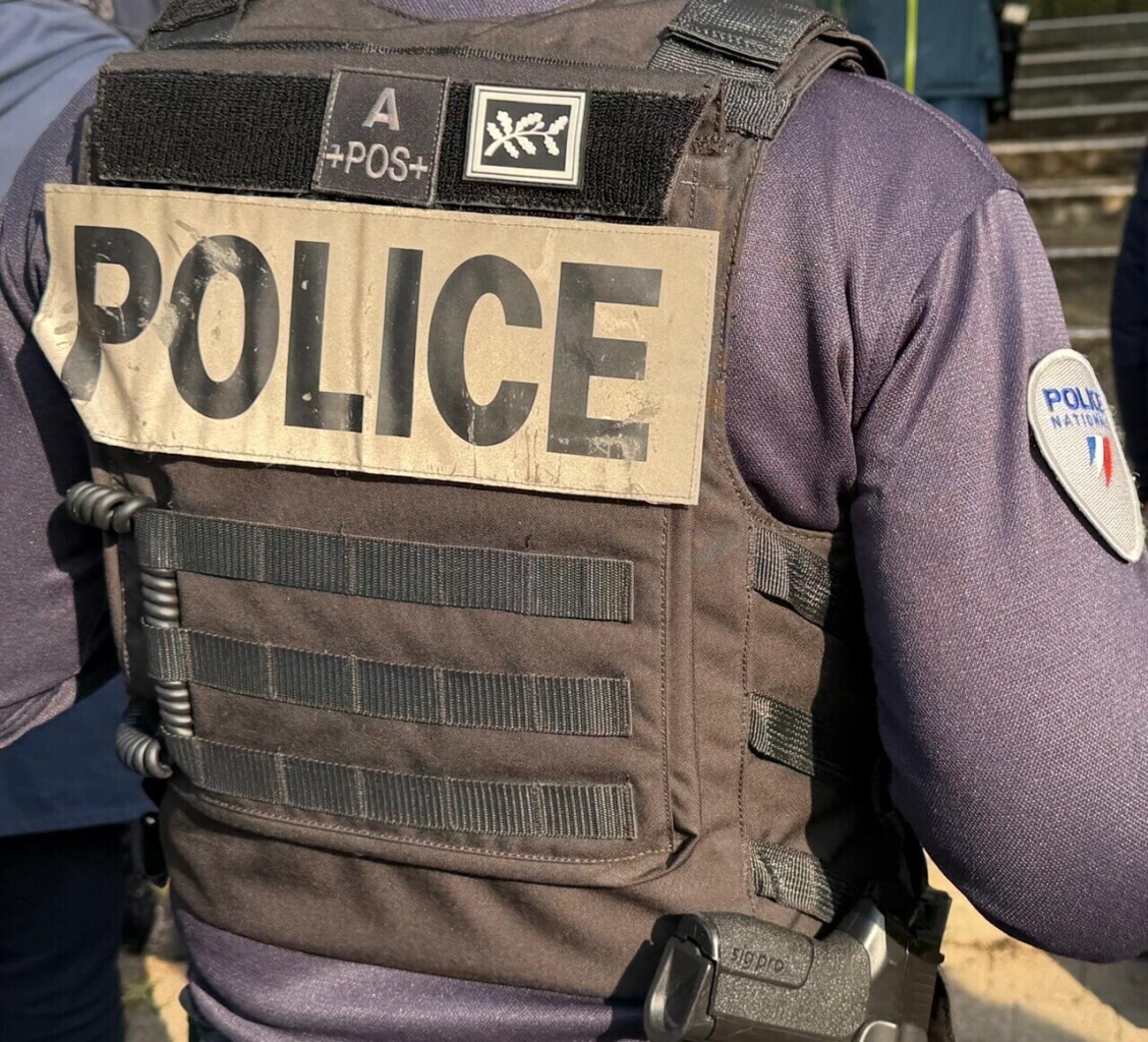 Grenoble. Cette femme est victime d'une arnaque inédite, elle tombe de haut en ouvrant sa porte