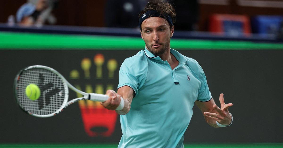 EN DIRECT - Tennis : Rinderknech mal parti face à Medvedev en demi-finale à Shanghai
