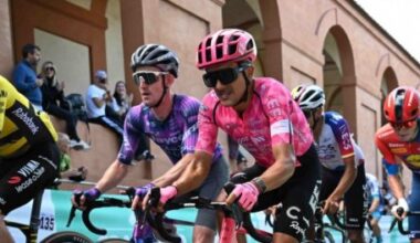 Carapaz échappe à une lourde blessure après sa chute sur le Tour de Lombardie