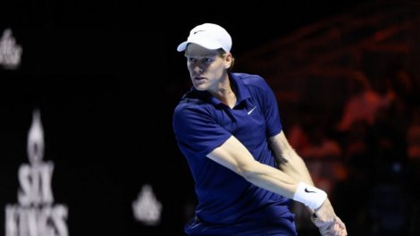 Sinner domine Alcaraz pour le titre, Djokovic a écourté la petite finale