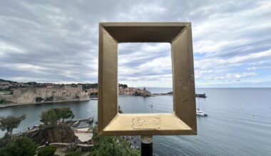 comment des cadres artistiques disséminés dans cette ville la font voyager dans le monde entier