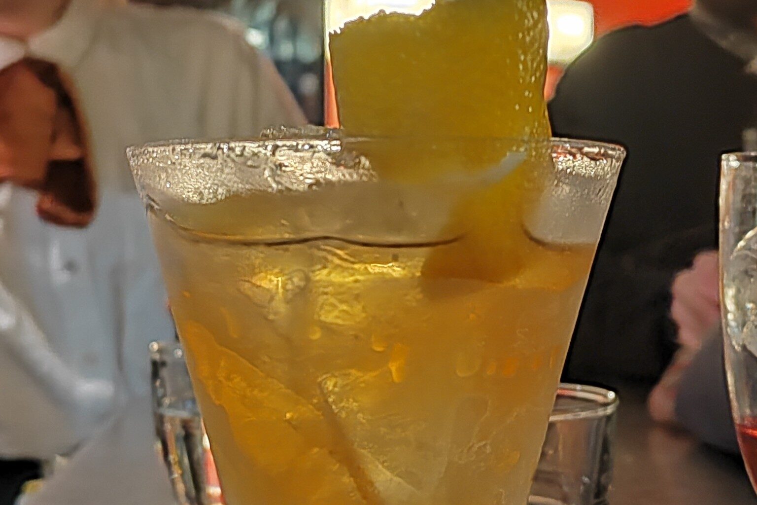 les ouvertures et fermetures de bars à cocktails parisiens en octobre 2025