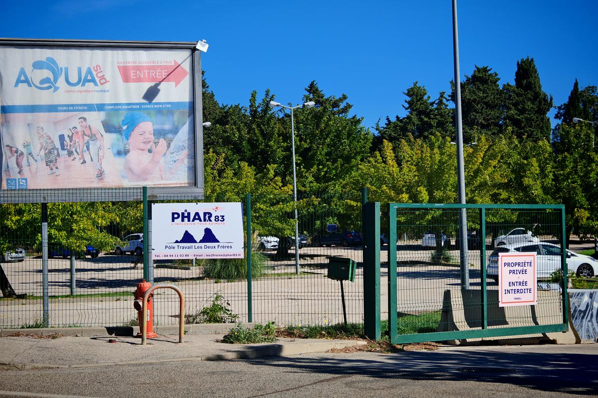 Il y a du mouvement derrière les grilles d’Aquasud à La Seyne : que se passe-t-il ?