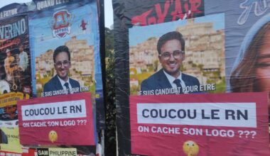le contre affichage anonyme se poursuit à Cagnes-sur-Mer et moque Bryan Masson, député et candidat à la mairie