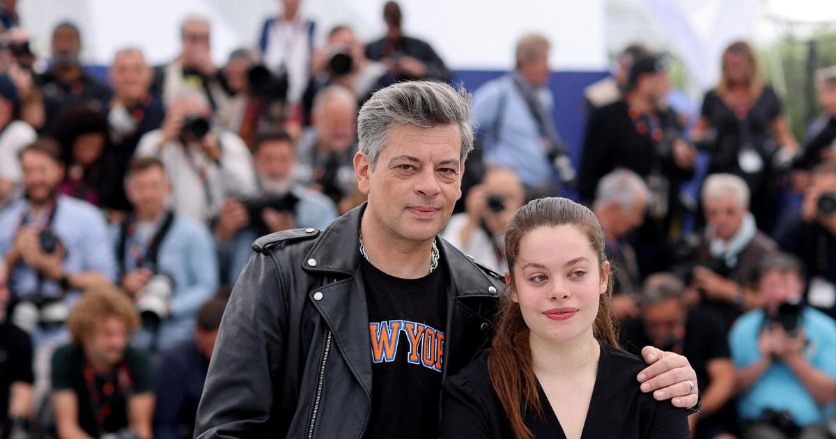 "Je n'étais pas du tout la même personne" : Benjamin Biolay explique comment la naissance sa fille aînée a transformé sa vie