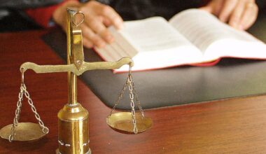 Ce magazine d’extrême droite avait fiché des avocates rennaises qui défendent les droits des étrangers : pourquoi le dossier n’a-t-il pas pu être jugé ?