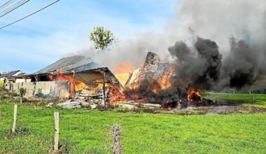 Près de Rennes, un bâtiment agricole ravagé par les flammes