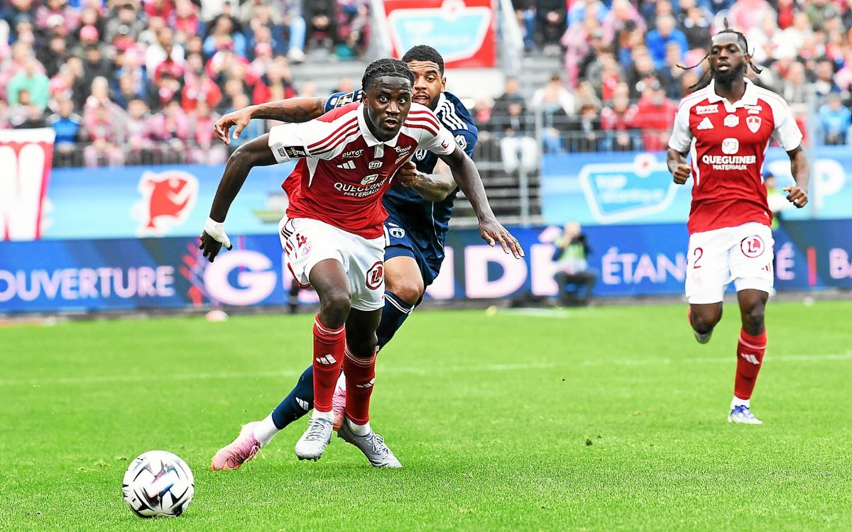 Brest - Nantes : Junior Diaz, « vrai patron » à Troyes, peut-il devenir un « monstre » au Stade Brestois ?
