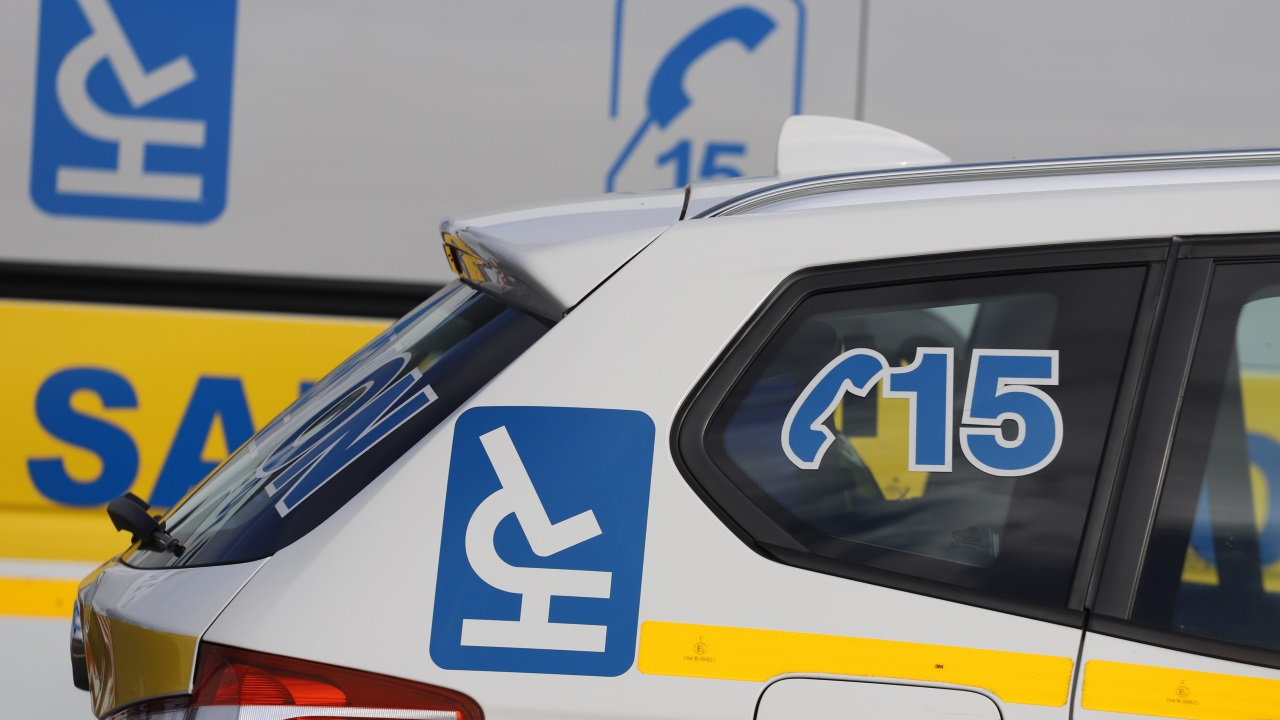 deux blessés et un mort dans un grave accident piéton-voiture-moto