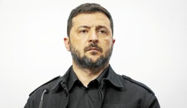 Guerre en Ukraine : Zelensky dénonce la présence de nombreux composants de firmes étrangères dans les drones et missiles russes