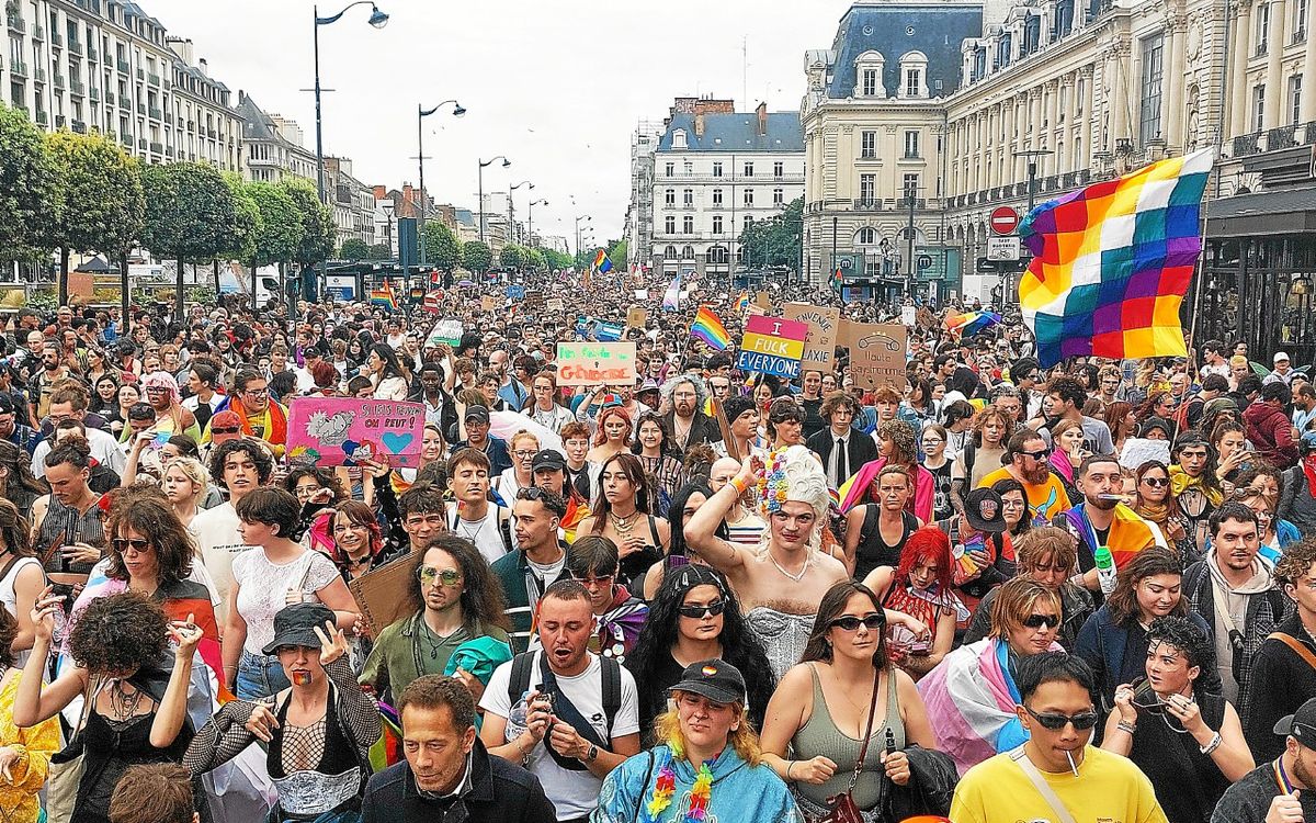 40 000 € de subventions en moins : à Rennes, ce centre LGBTI + ne peut plus payer ses salariées
