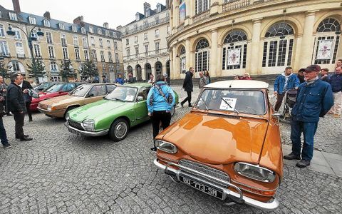 « Ça roule sans problème » : d’anciennes voitures Citroën défilent à Rennes