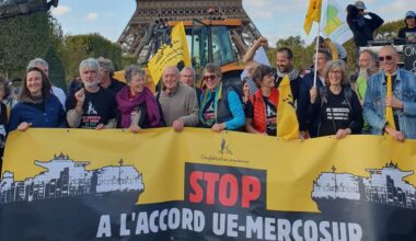 treize paysans de la Confédération paysanne de la Vienne ont manifesté à Paris