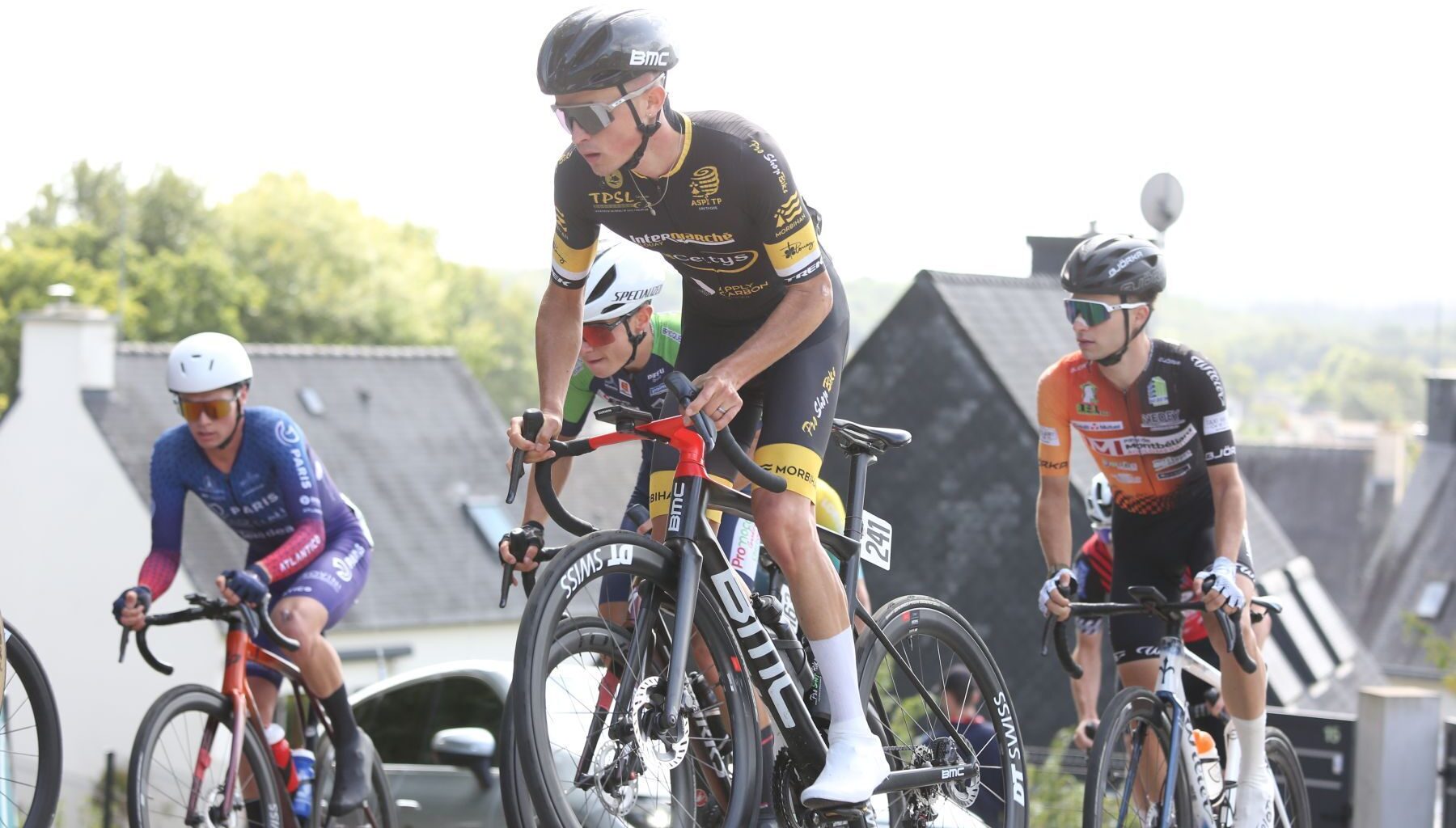 Hugo Tanguy quitte la Bretagne - Actualité