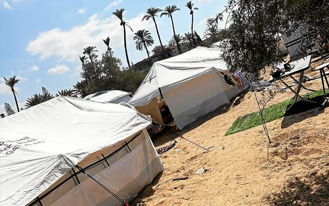 La tente qui a permis de mettre à l’abri une famille gazaouie en contact avec Catherine Le Scolan.