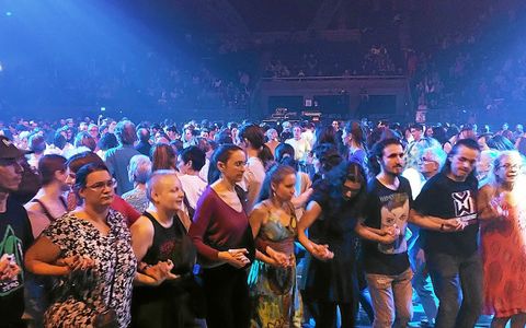 À Rennes, 4 700 danseurs à Yaouank le plus grand fest-noz du monde