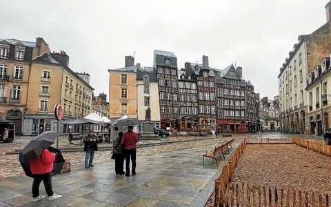 « C’est le jour et la nuit » : à Rennes la place du Champ-Jacquet a fait peau neuve